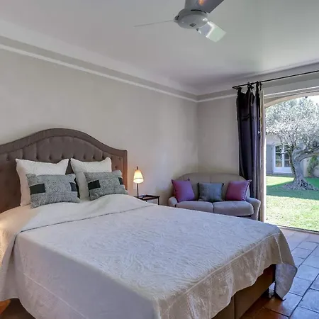 Wonderful Close To The Beach - Saint-tropez Villa *